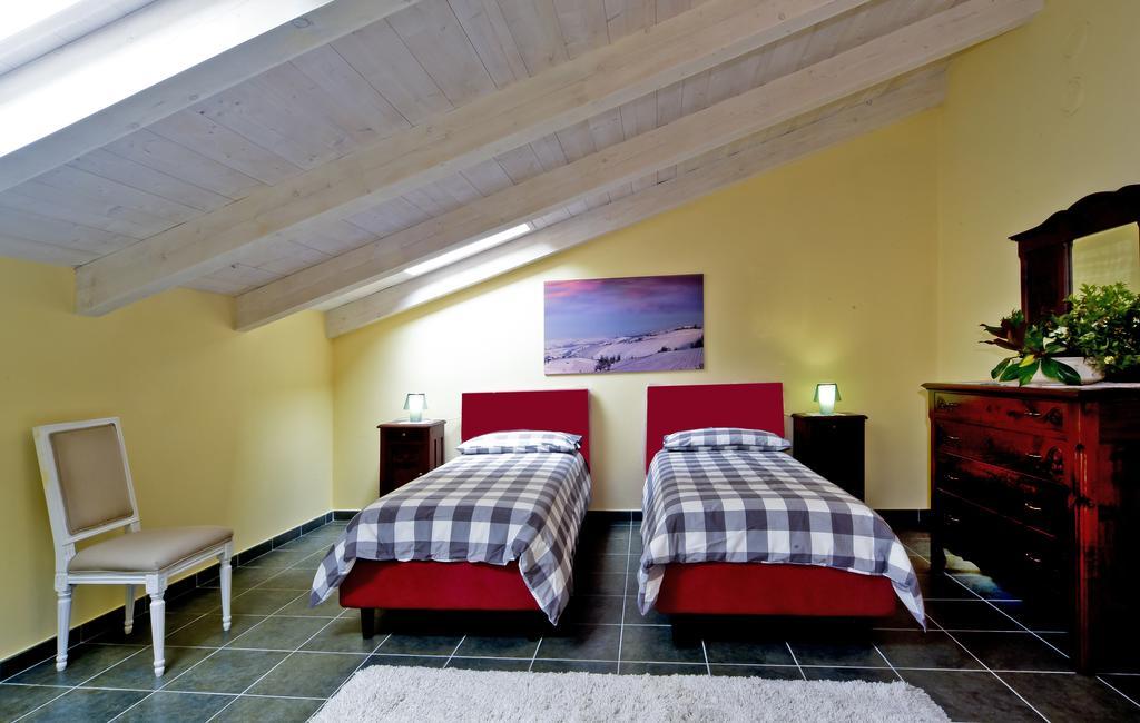 Casa Nalin Apartment La Morra Phòng bức ảnh